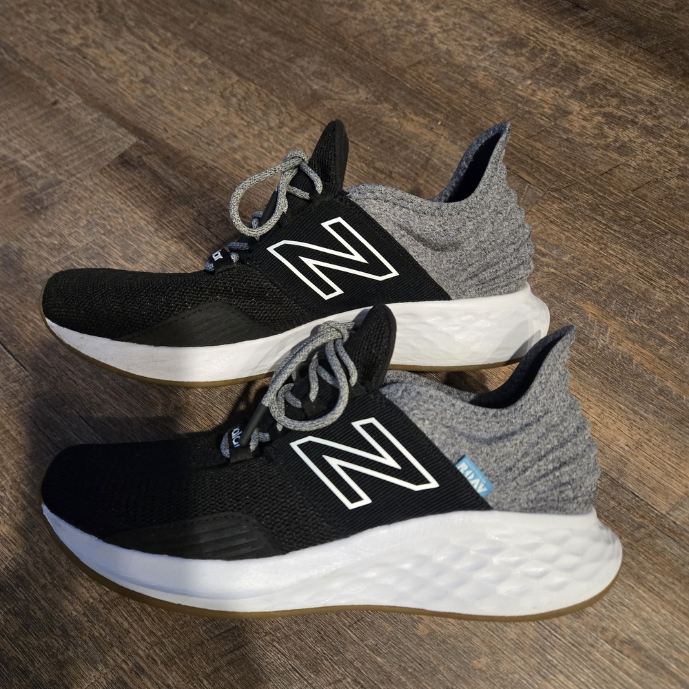 New Balance Women's Black & Gray Sneakers Worn Twice